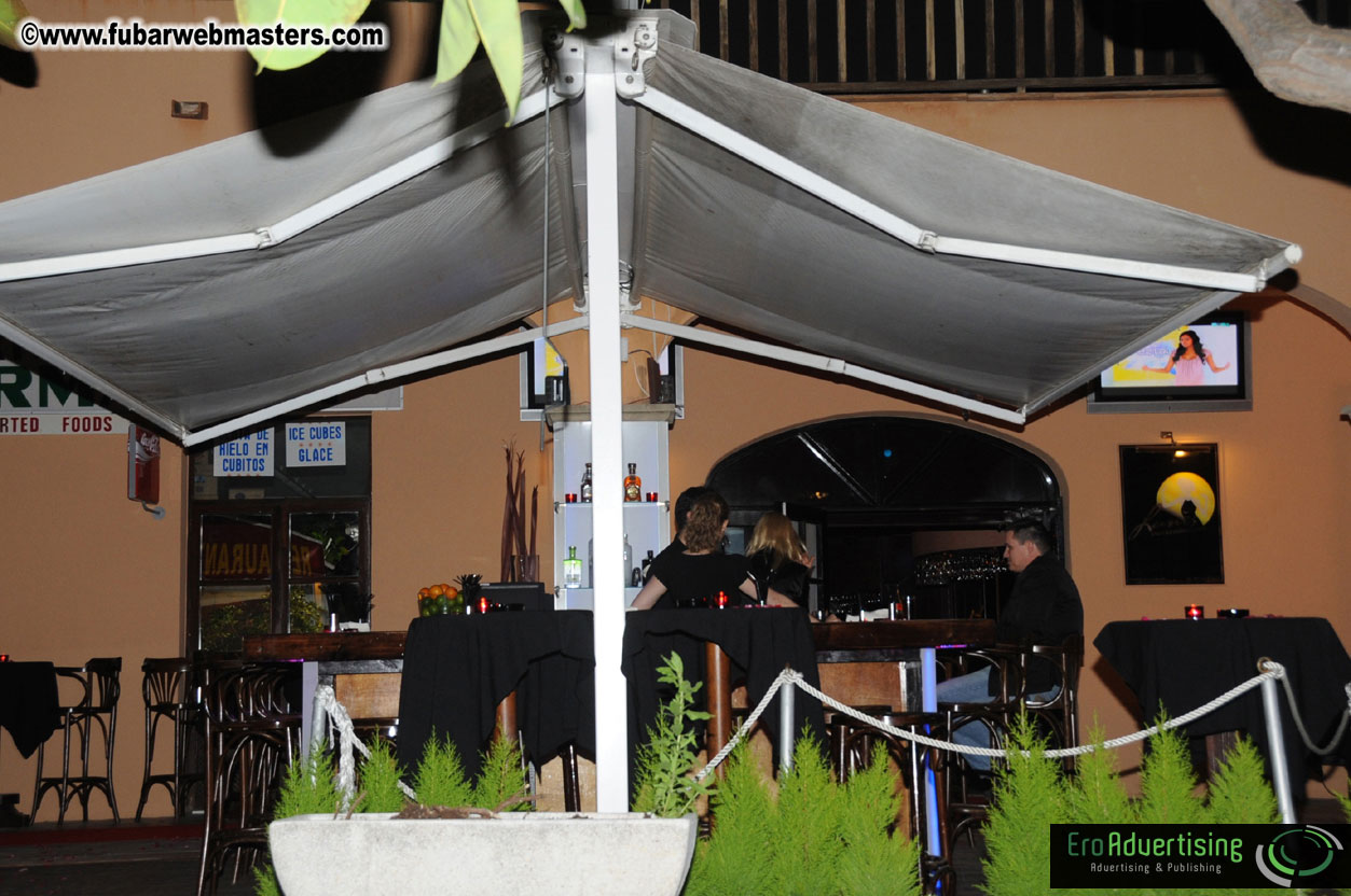 After-show Party in the Lunes Bar