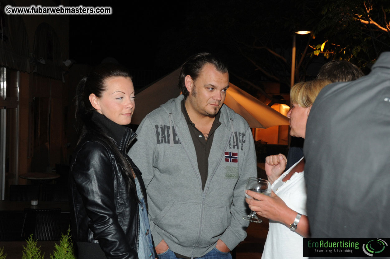 After-show Party in the Lunes Bar