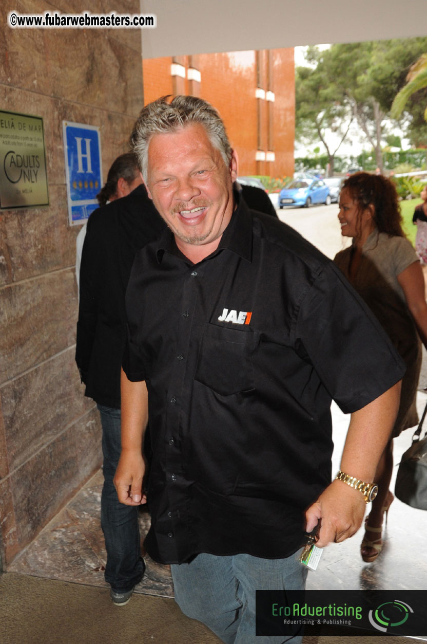 Arrivals, Registration and the Show