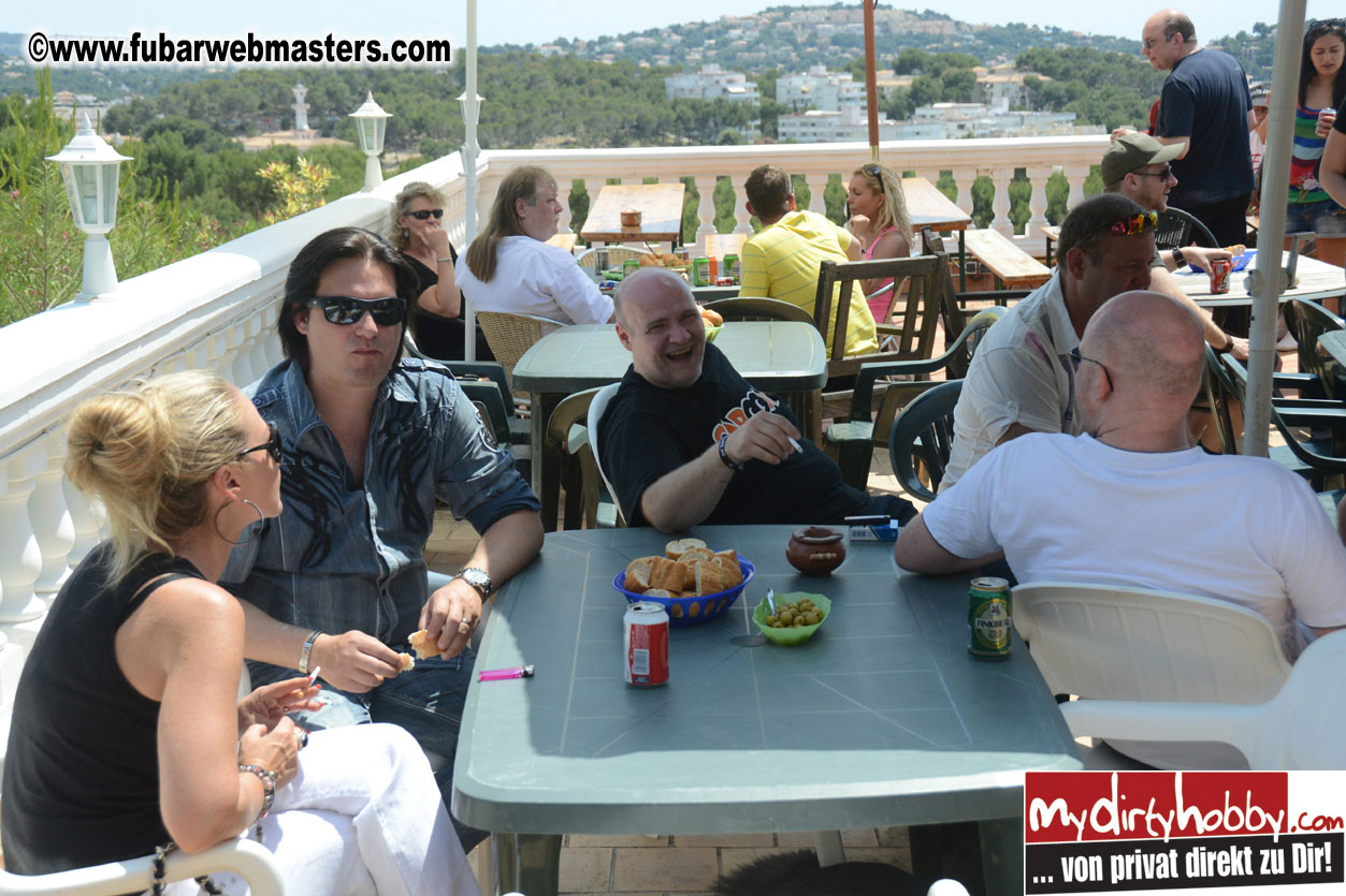 Traditional MOMO Party @ Thommy & Alena's