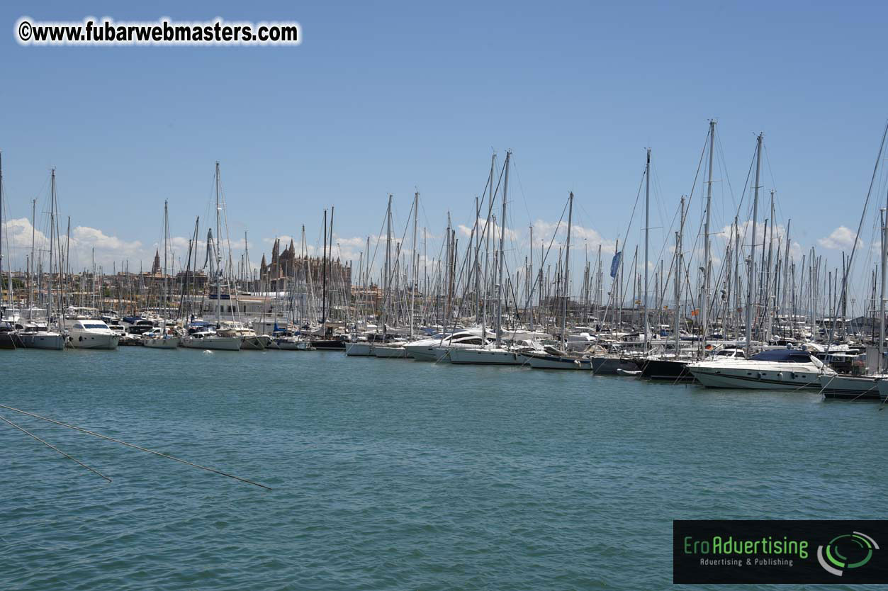Boattrip with cool drinks & hot girls