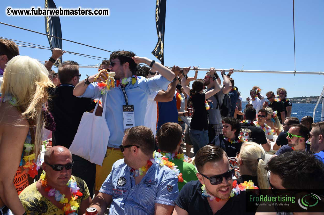 Boattrip with cool drinks & hot girls