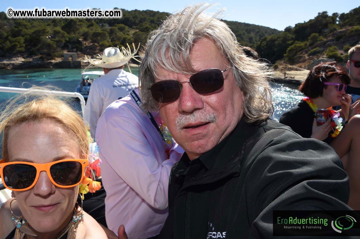 Boattrip with cool drinks & hot girls