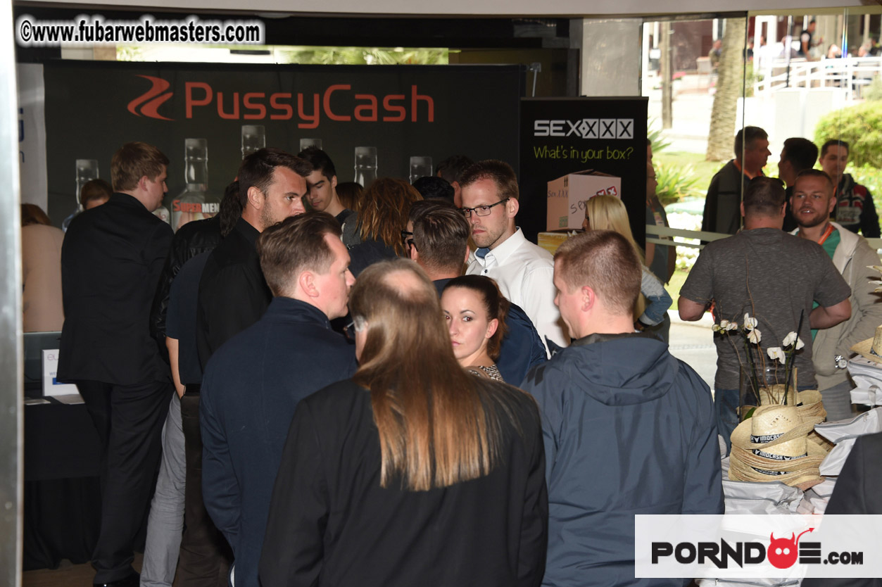 Registration & Arrivals