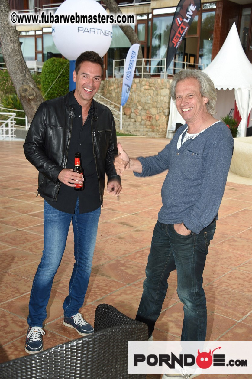 Registration & Arrivals