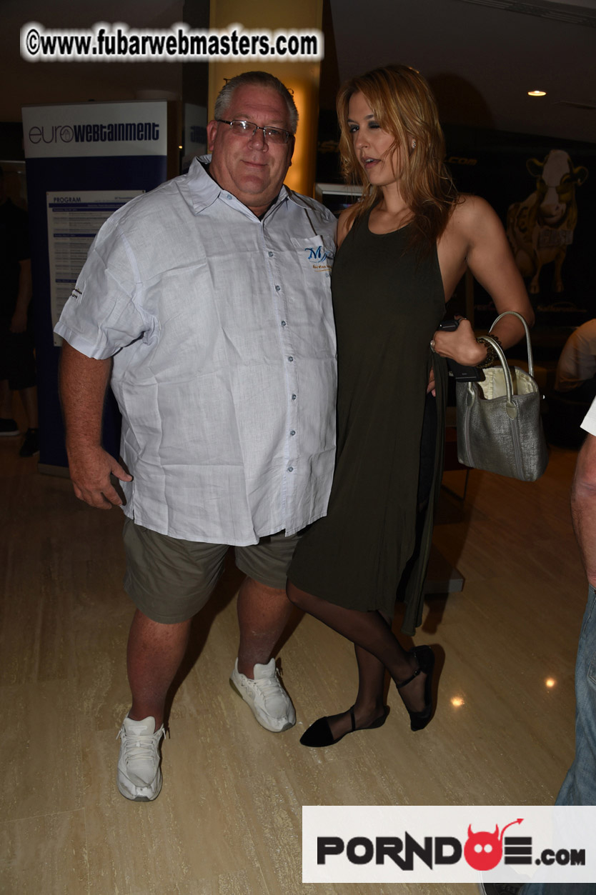 Registration & Arrivals