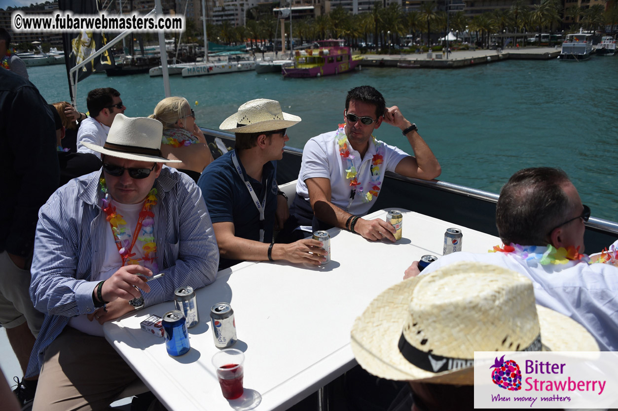 Boat trip with cool drinks & hot girls