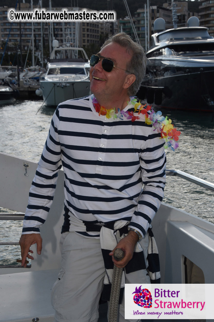 Boat trip with cool drinks & hot girls