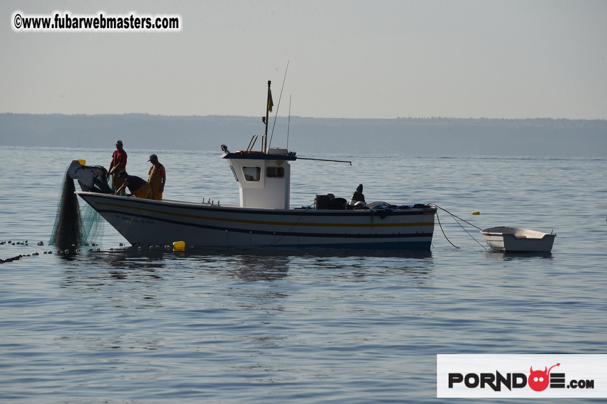 Fishermen @ work early in the morning