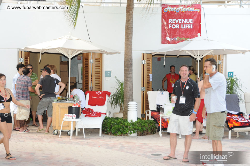 Dinner with the Pin-up Starlets of the 21st Centur