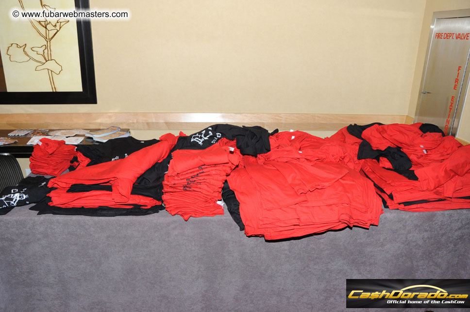 Dinner with Pin-up Starlets of the 21st Century