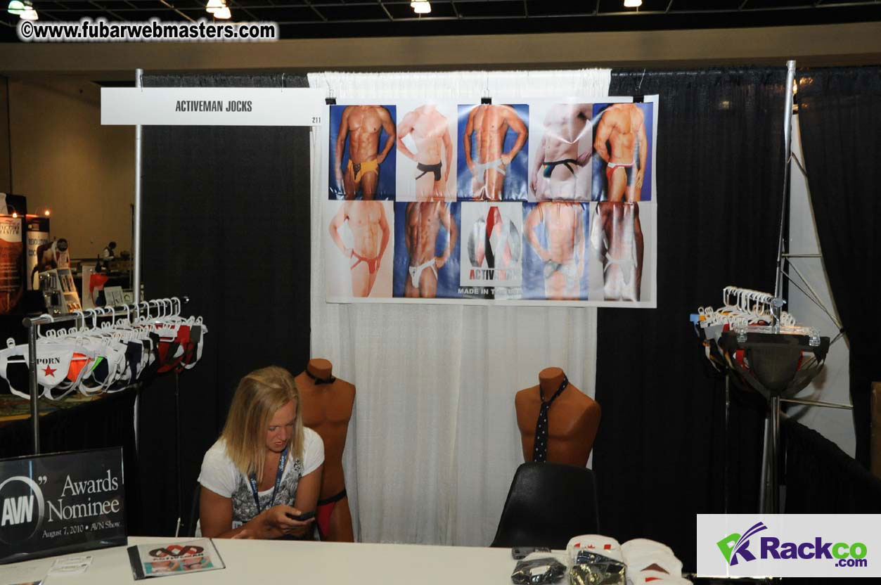 Novelty Exhibit Floor and Demo Lab