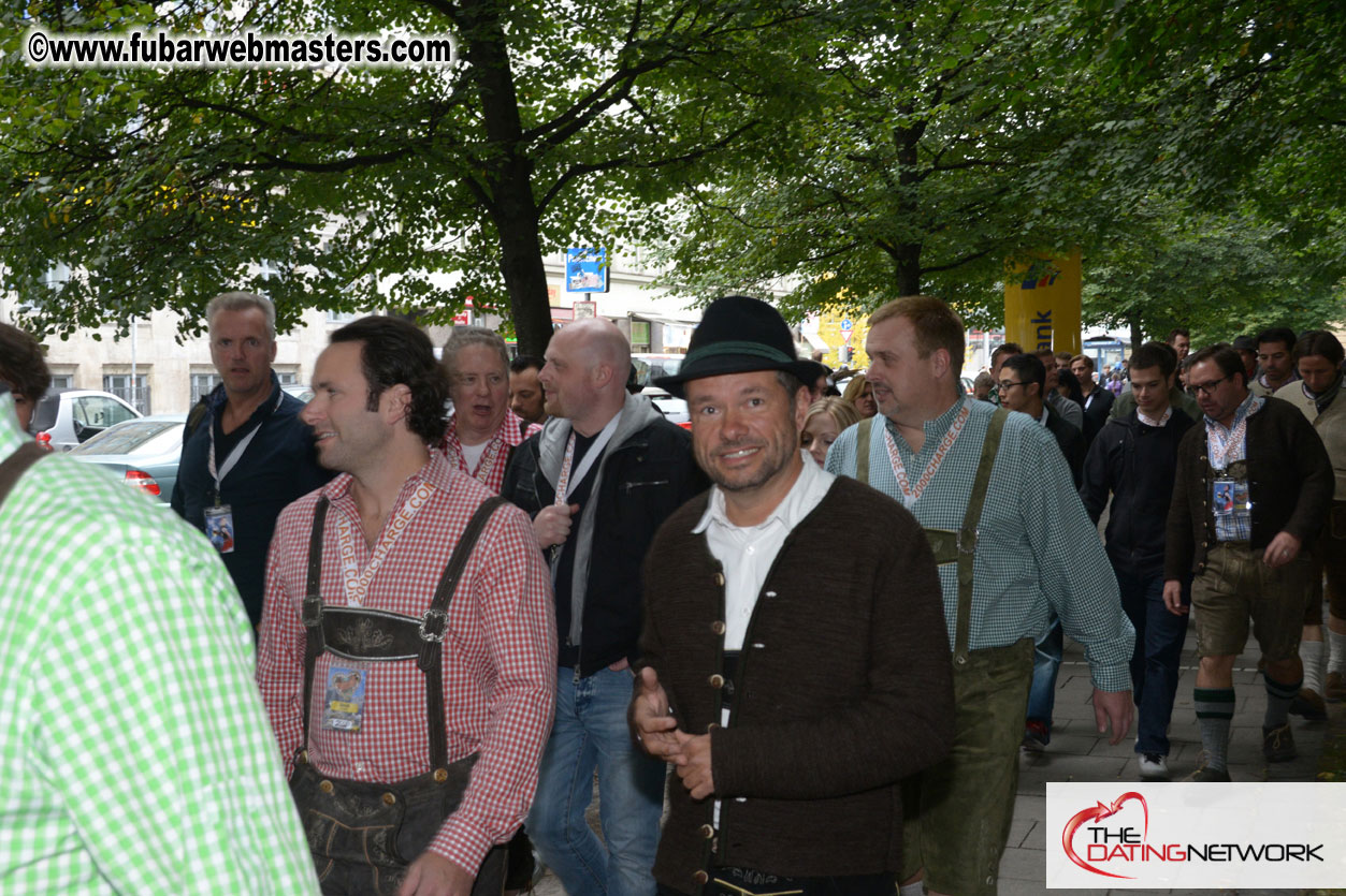 Beer tent seating in the legendary Hofbr?ñu Festze