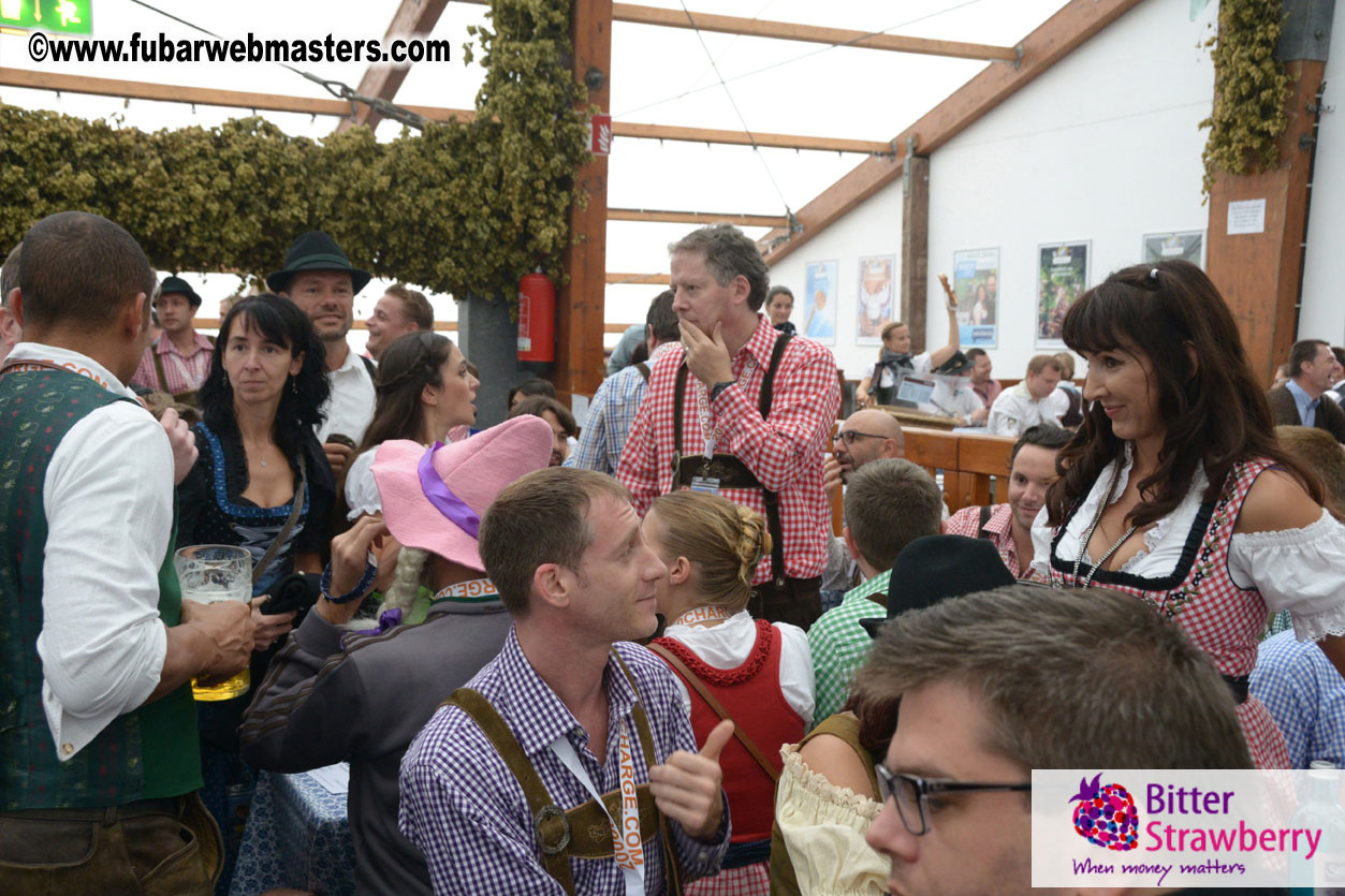 Beer tent seating in the legendary Hofbr?ñu Festze