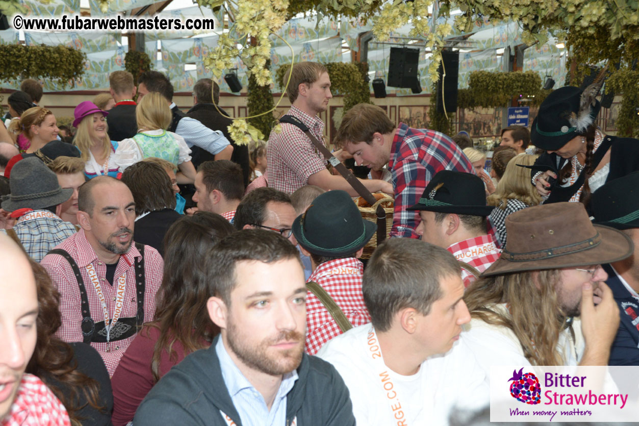 Beer tent seating in the legendary Hofbr?ñu Festze