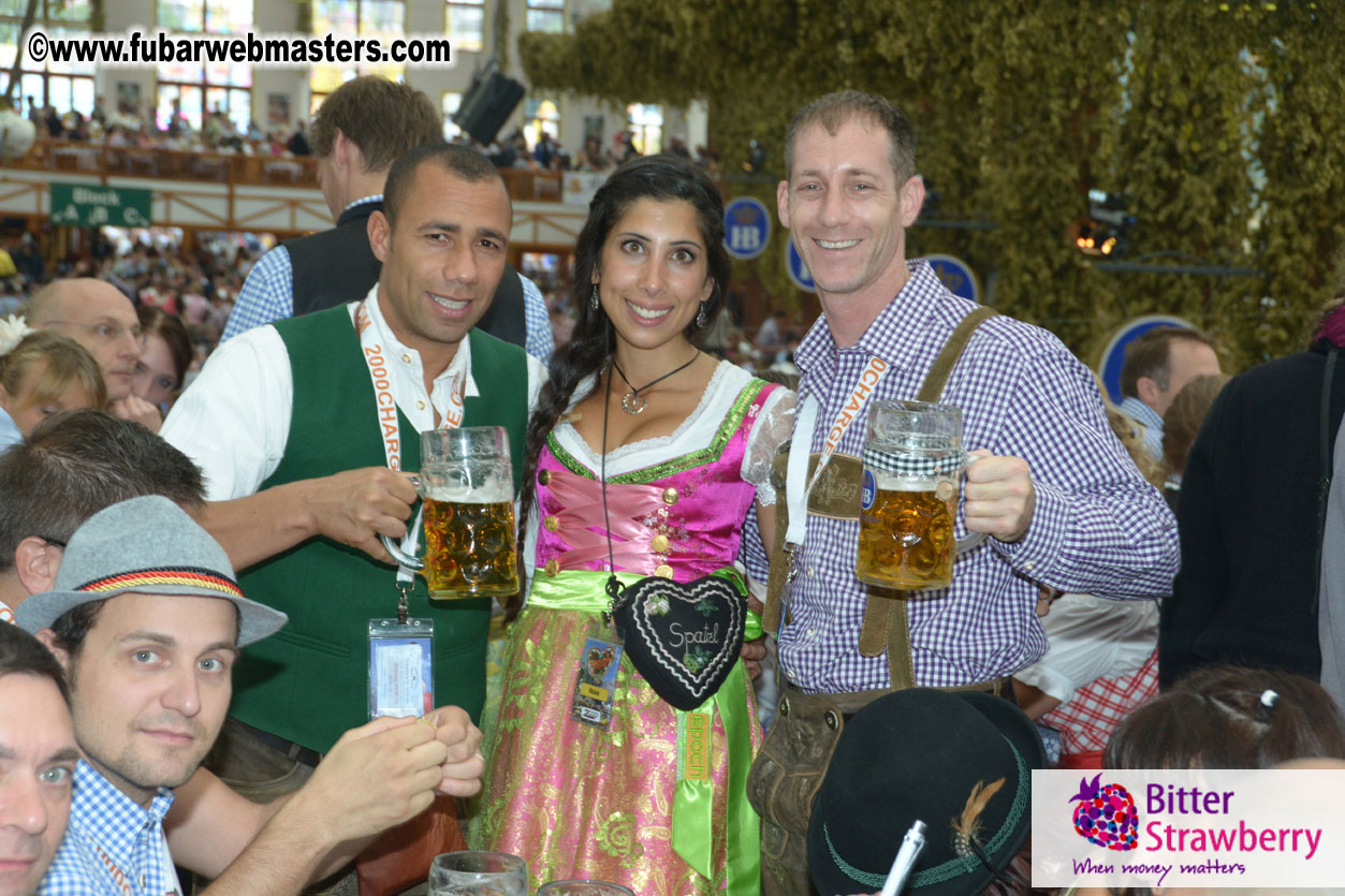 Beer tent seating in the legendary Hofbr?ñu Festze