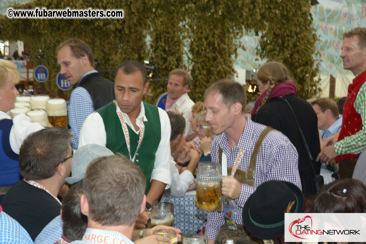 Beer tent seating in the legendary Hofbr?ñu Festze