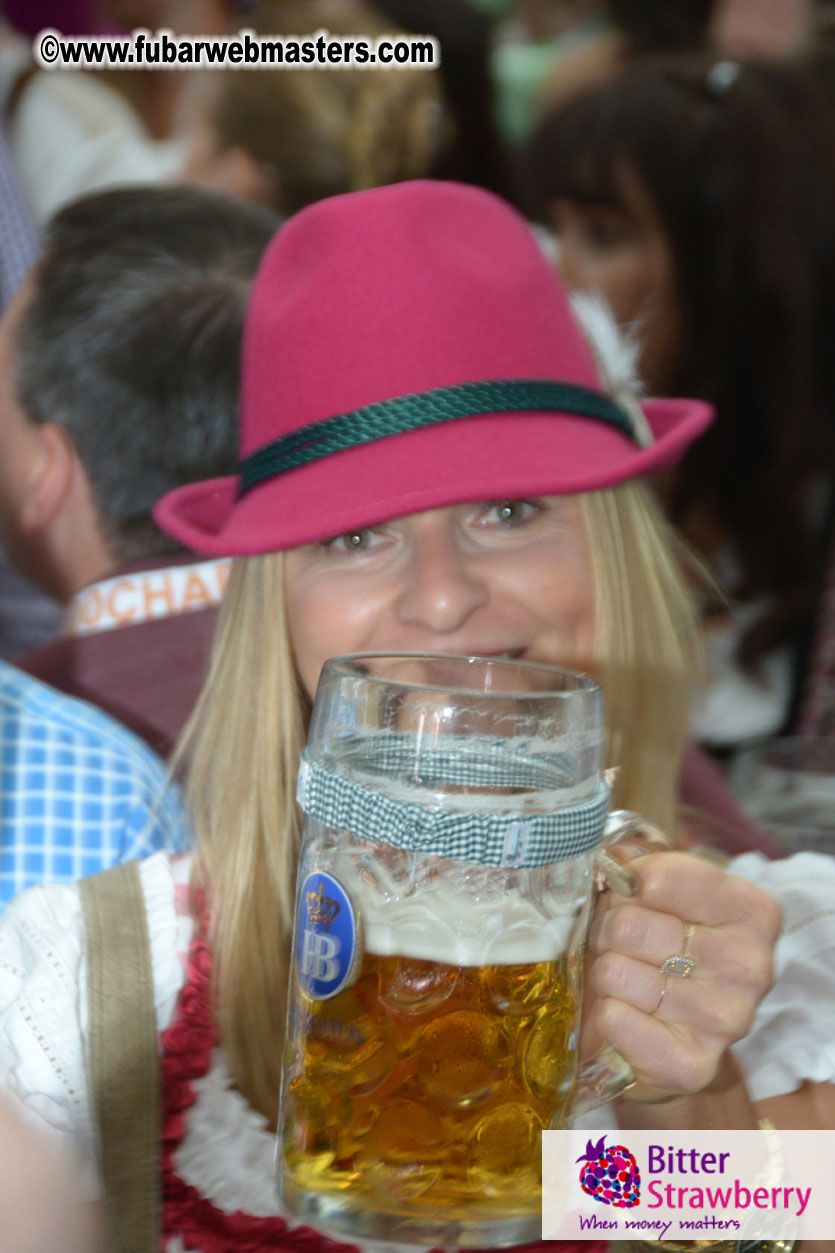 Beer tent seating in the legendary Hofbr?ñu Festze