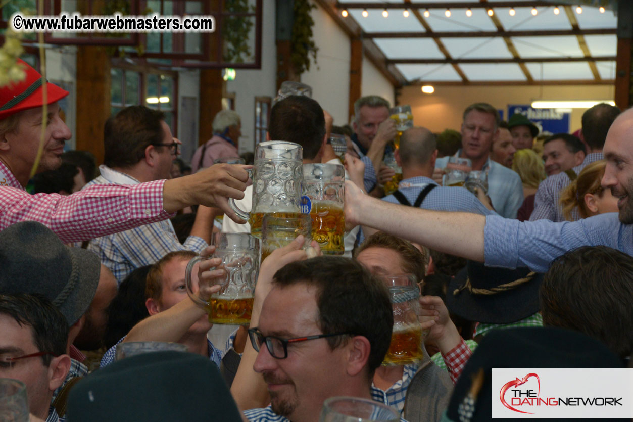 Beer tent seating in the legendary Hofbr?ñu Festze