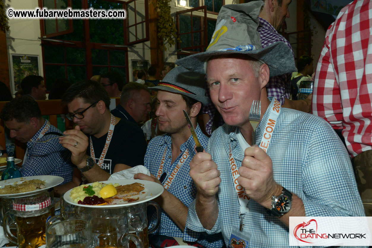 Beer tent seating in the legendary Hofbr?ñu Festze