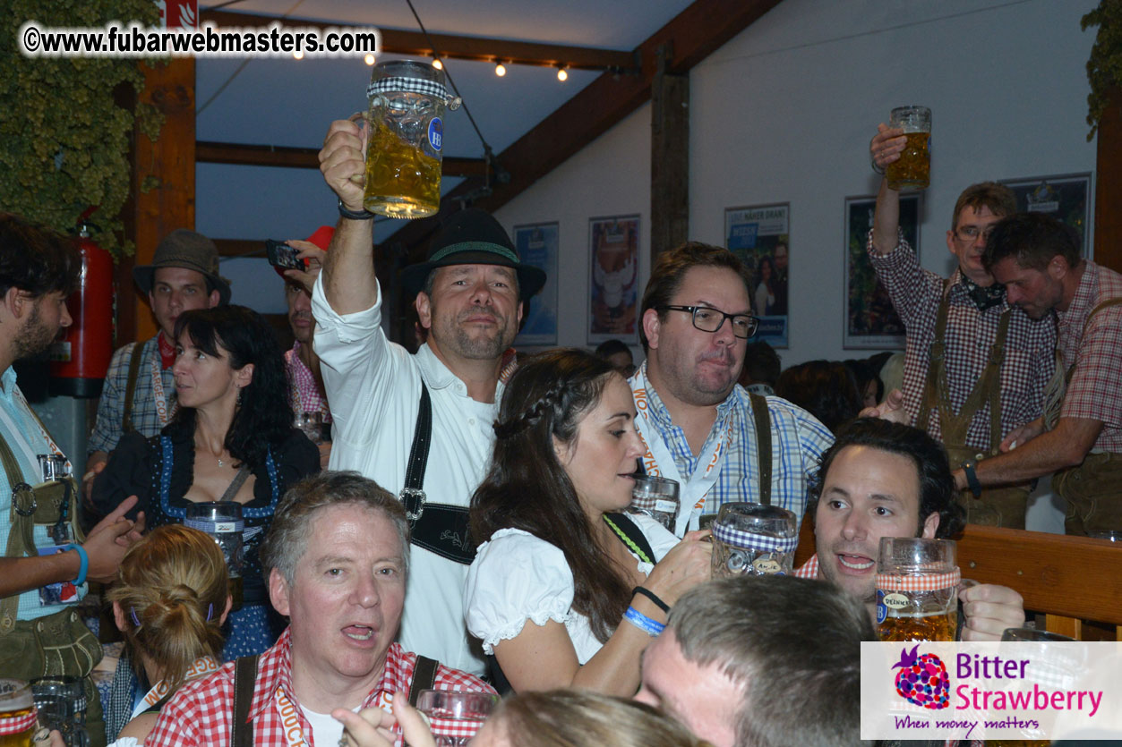 Beer tent seating in the legendary Hofbr?ñu Festze