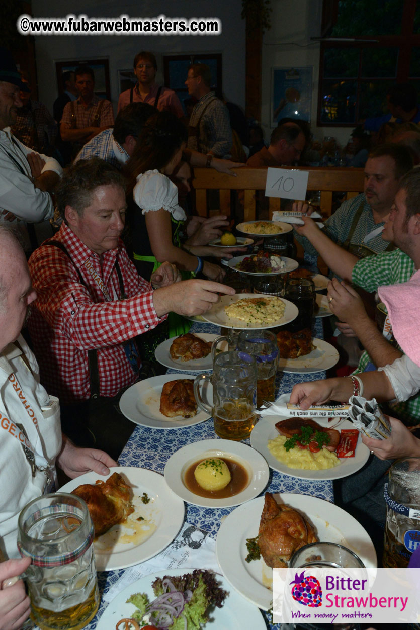 Beer tent seating in the legendary Hofbr?ñu Festze