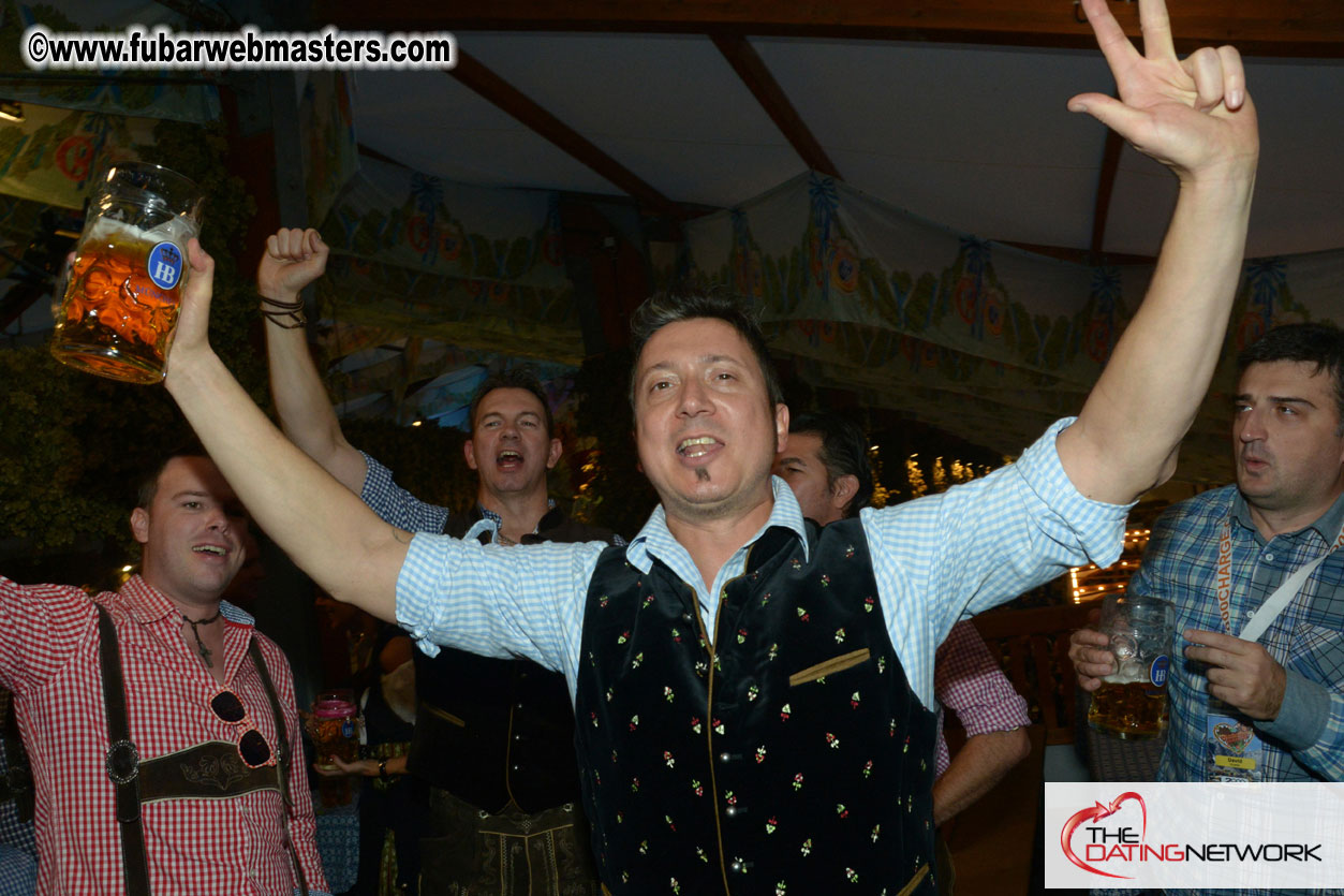 Beer tent seating in the legendary Hofbr?ñu Festze