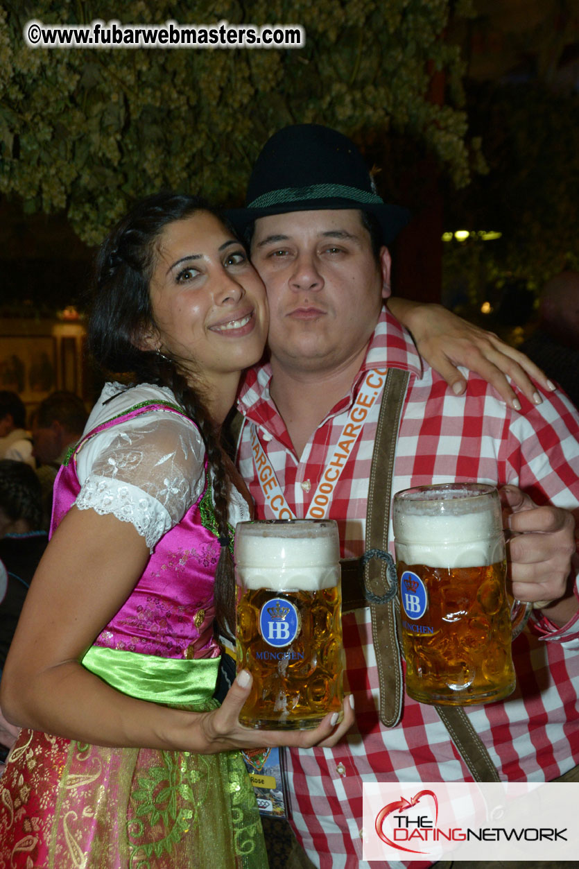 Beer tent seating in the legendary Hofbr?ñu Festze