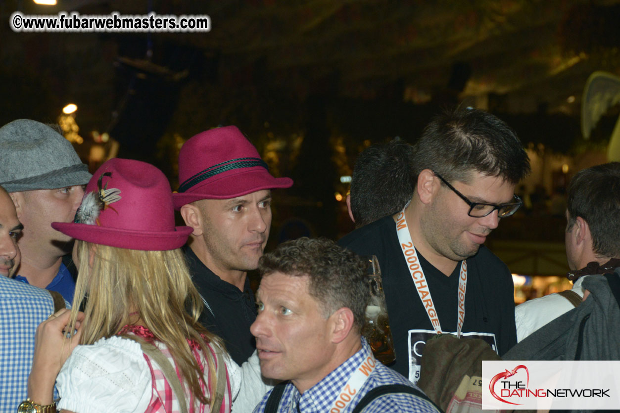 Beer tent seating in the legendary Hofbr?ñu Festze