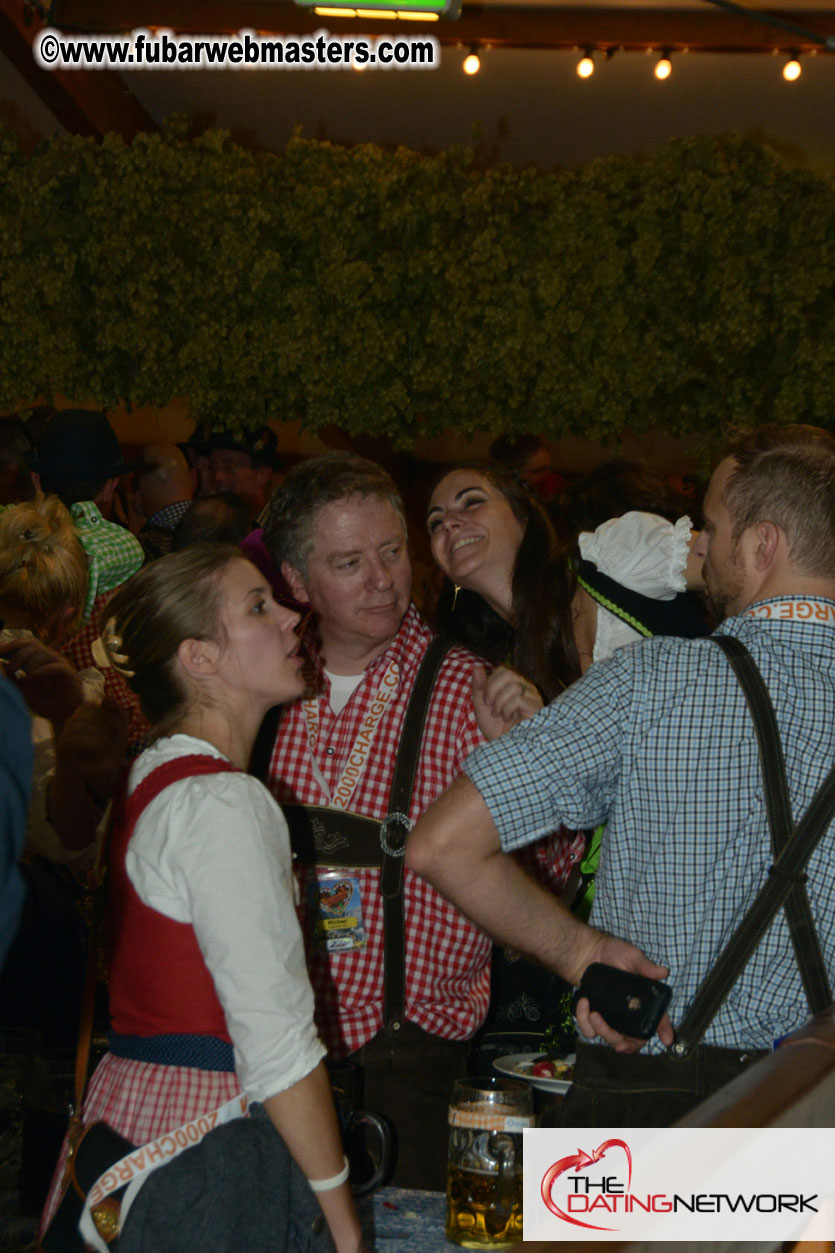 Beer tent seating in the legendary Hofbr?ñu Festze