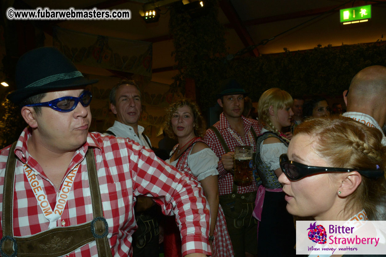 Beer tent seating in the legendary Hofbr?ñu Festze