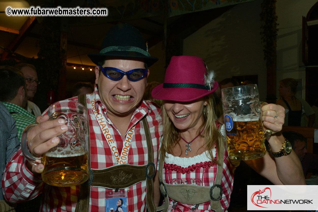 Beer tent seating in the legendary Hofbr?ñu Festze