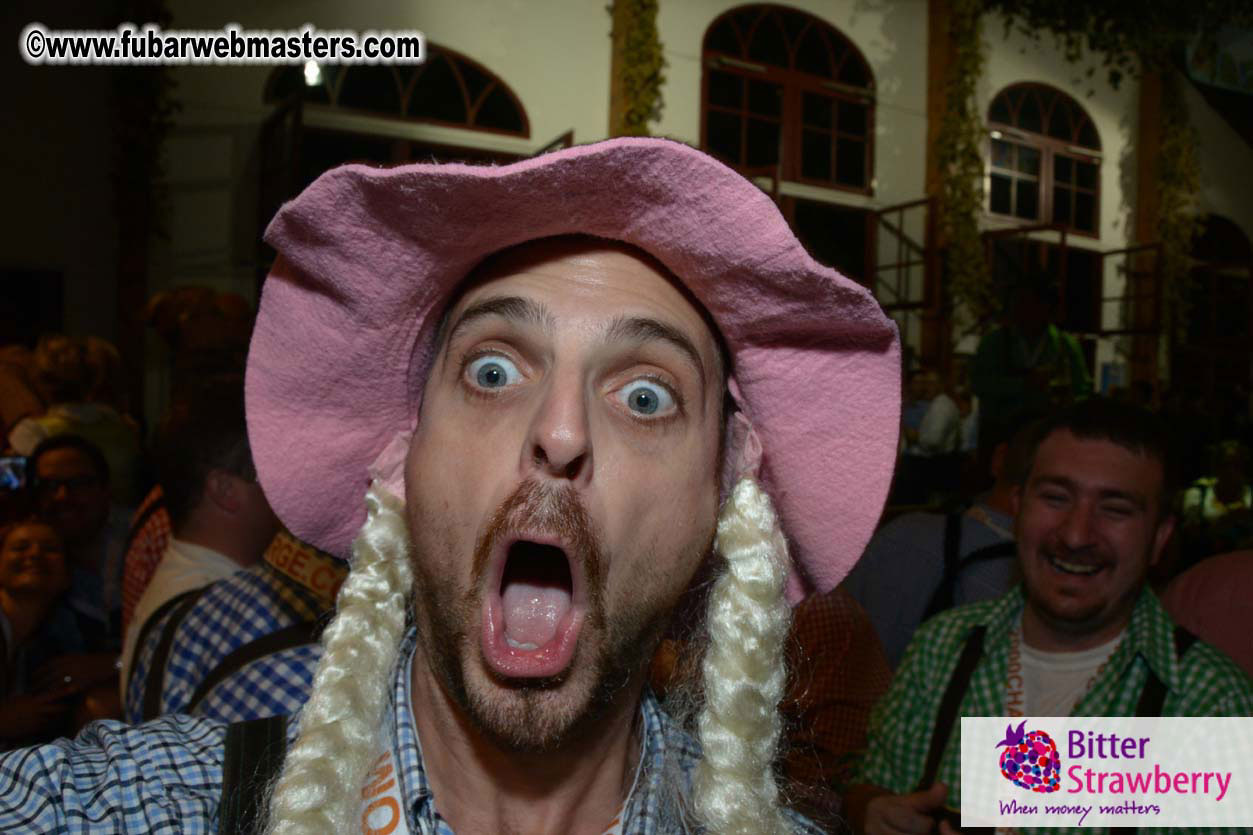 Beer tent seating in the legendary Hofbr?ñu Festze