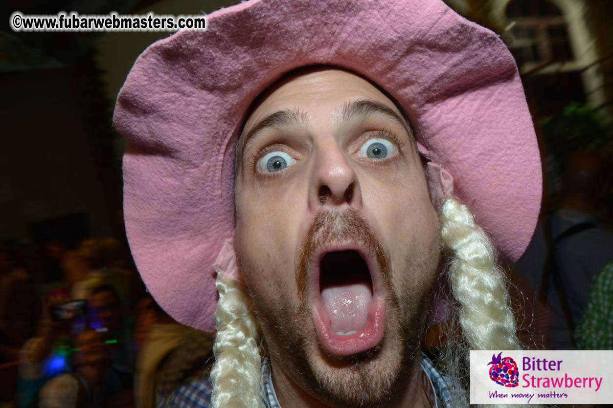 Beer tent seating in the legendary Hofbr?ñu Festze