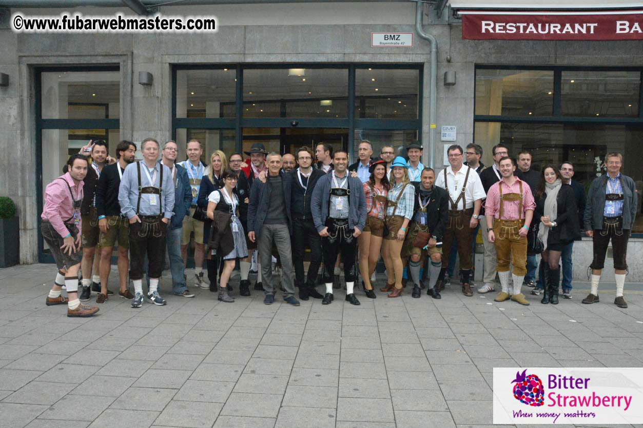 Seating in the legendary beer tent Zur Bratwurst