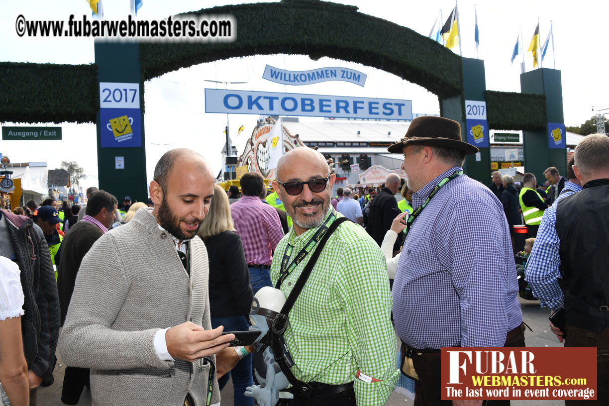 Day1 - Armbrustsch??tzen Beer Tent