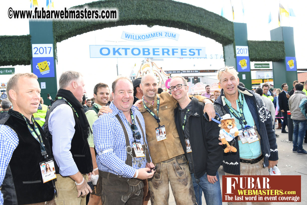 Day1 - Armbrustsch??tzen Beer Tent