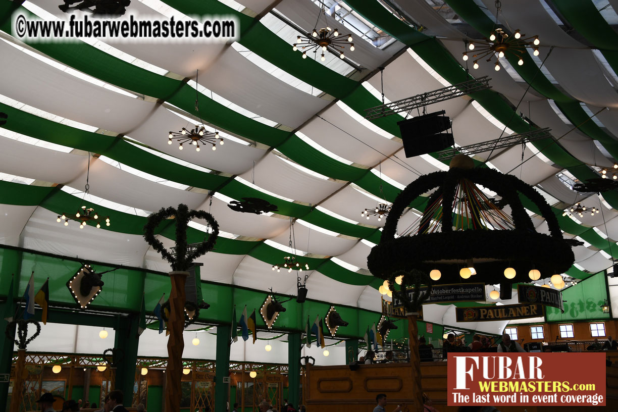 Day1 - Armbrustsch??tzen Beer Tent