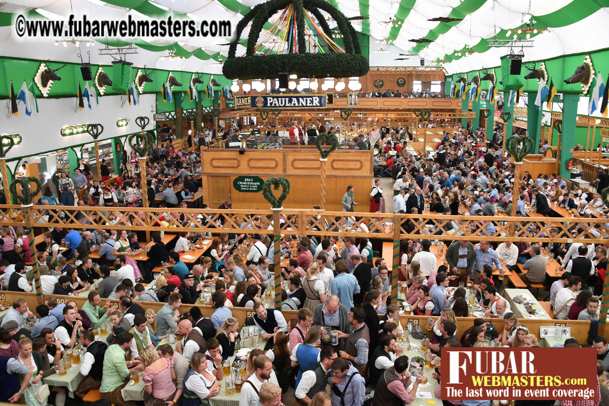 Day1 - Armbrustsch??tzen Beer Tent