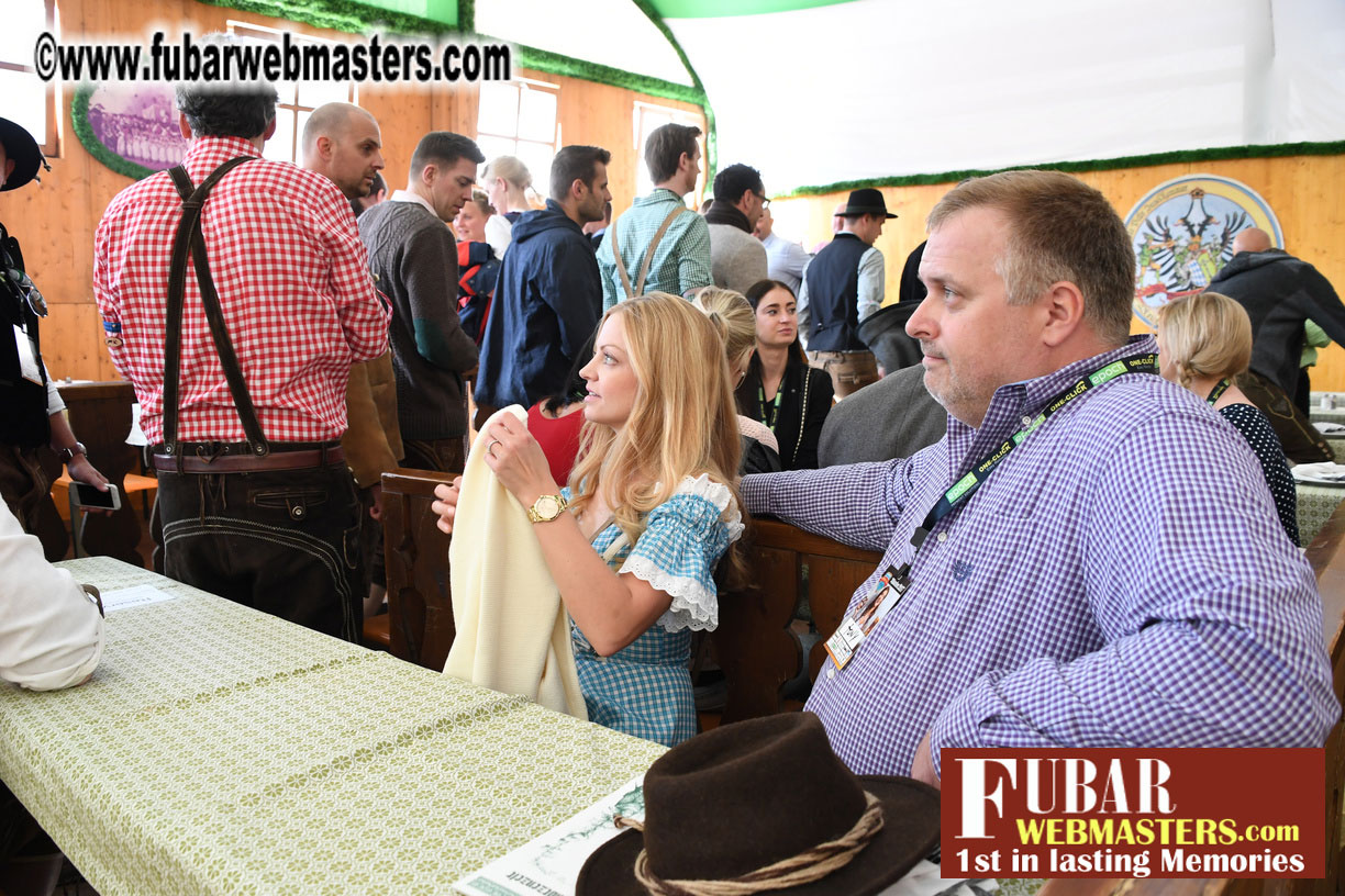 Day1 - Armbrustsch??tzen Beer Tent