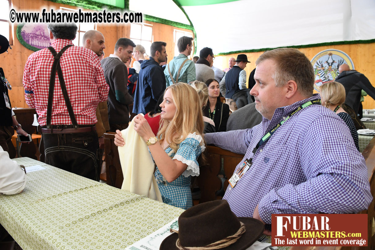 Day1 - Armbrustsch??tzen Beer Tent