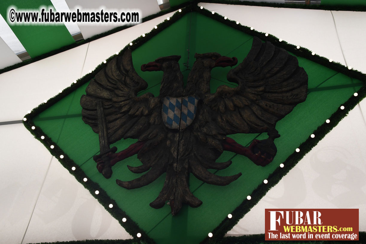 Day1 - Armbrustsch??tzen Beer Tent