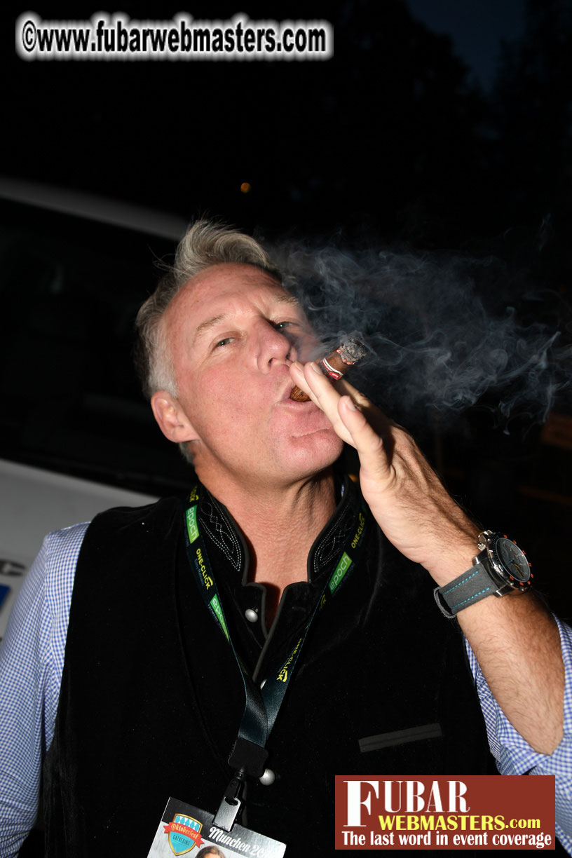 Day1 - Armbrustsch??tzen Beer Tent