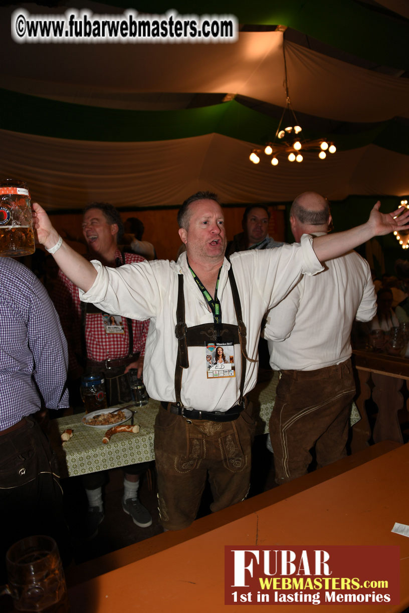 Day1 - Armbrustsch??tzen Beer Tent