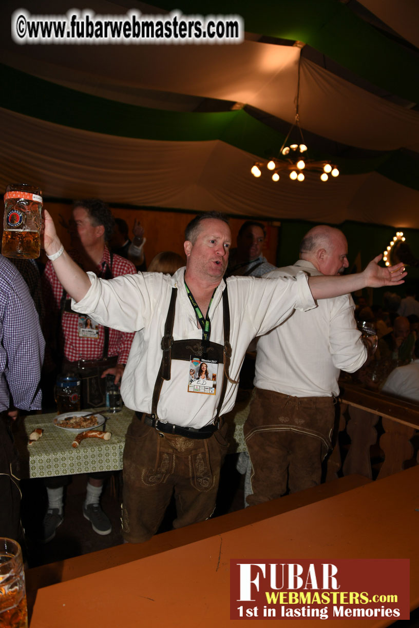 Day1 - Armbrustsch??tzen Beer Tent