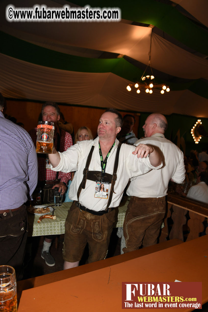 Day1 - Armbrustsch??tzen Beer Tent