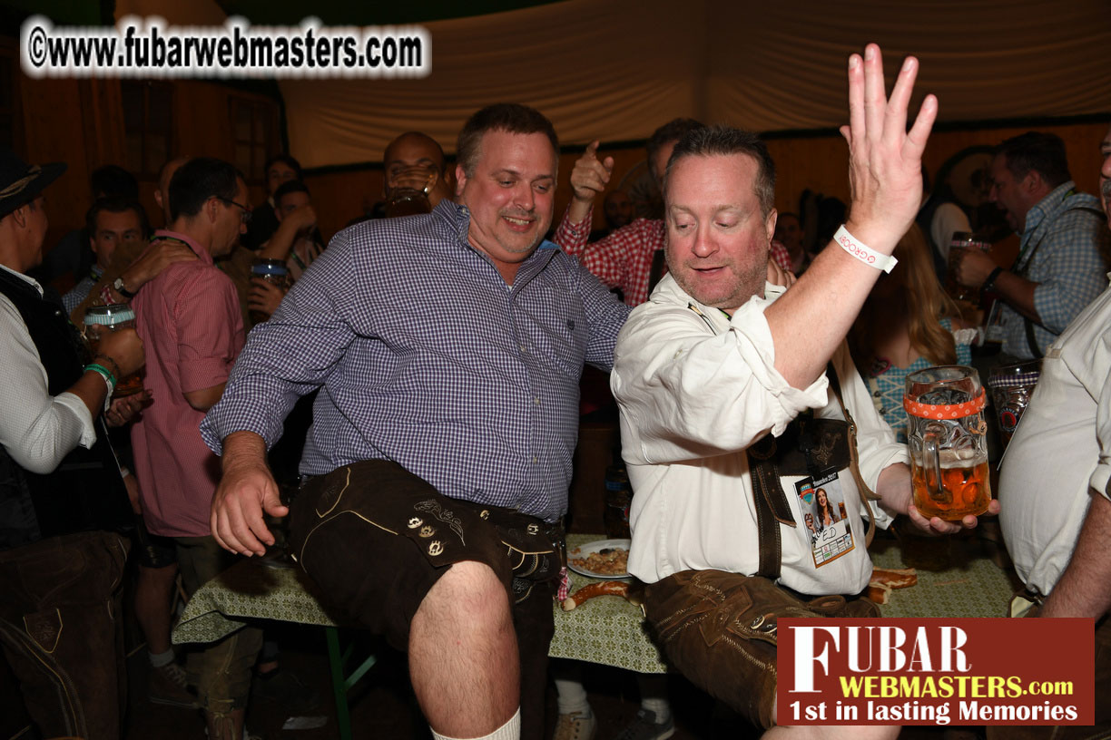 Day1 - Armbrustsch??tzen Beer Tent