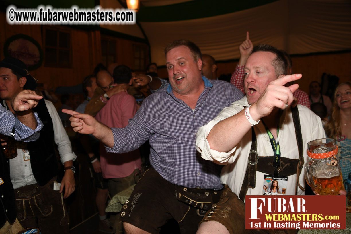 Day1 - Armbrustsch??tzen Beer Tent