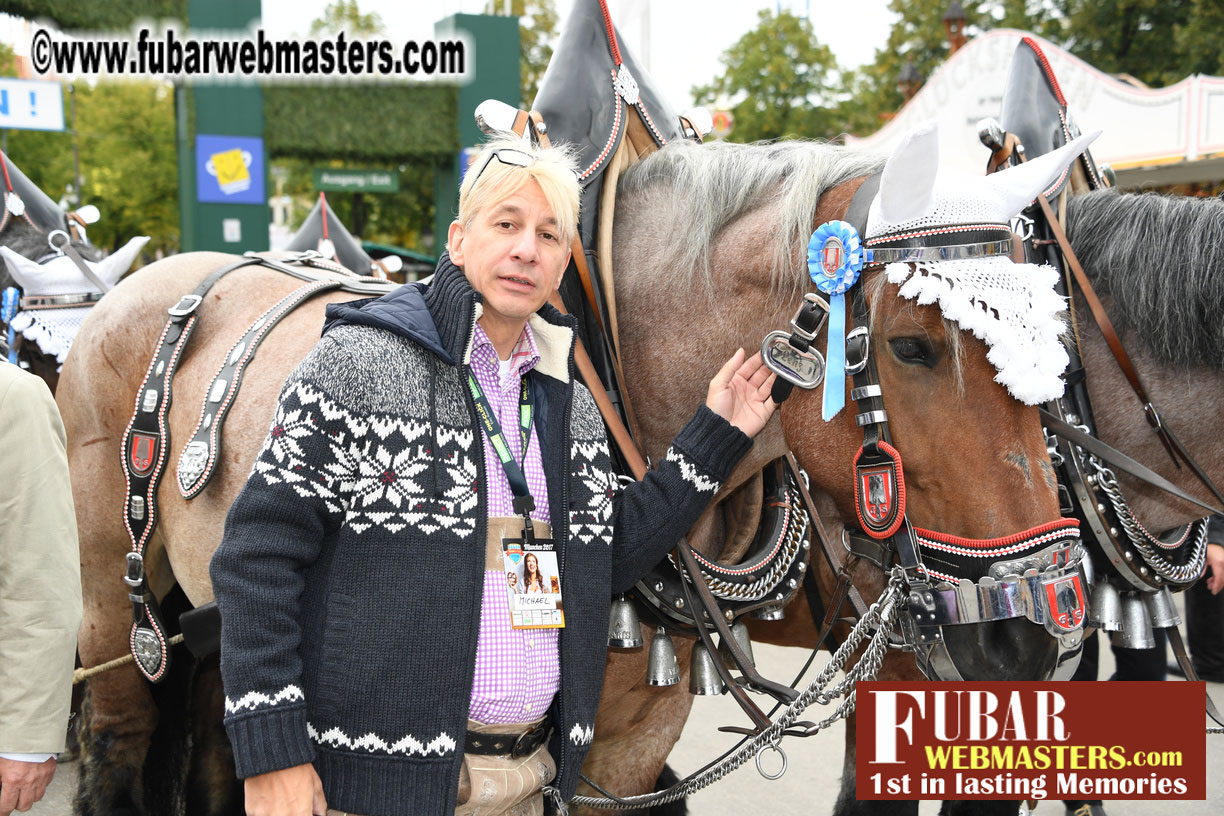 Day 2 - the L??wenBr?ñu Beer Tent