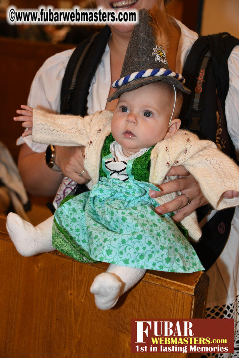 Day 2 - the L??wenBr?ñu Beer Tent